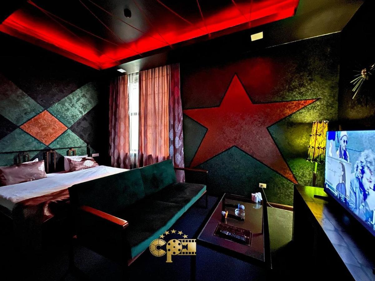 Cinema Plaza Hotel Baku Extérieur photo