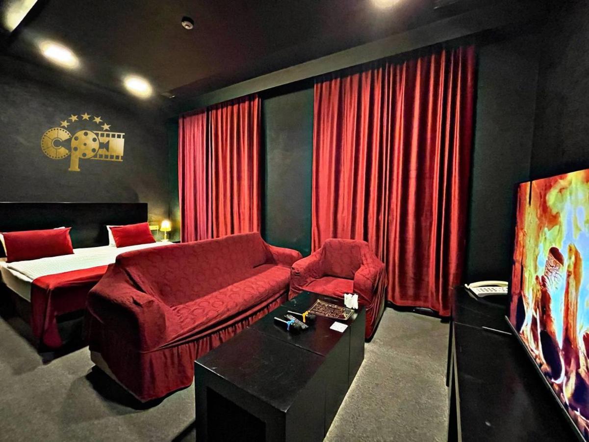 Cinema Plaza Hotel Baku Extérieur photo