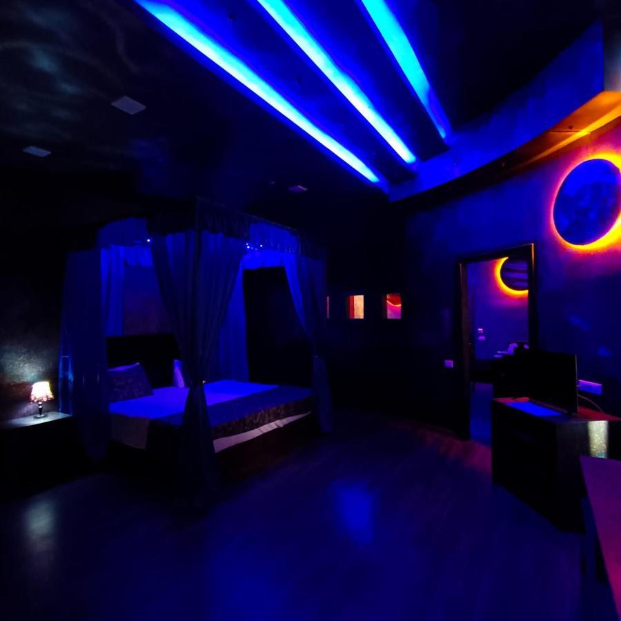 Cinema Plaza Hotel Baku Extérieur photo