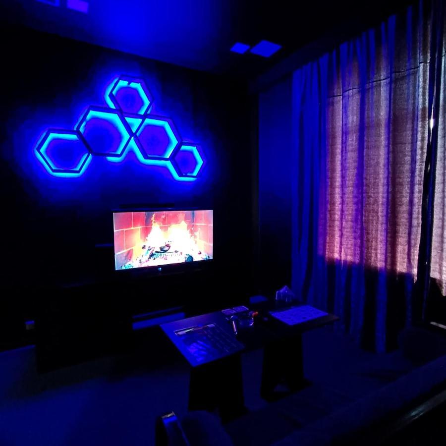 Cinema Plaza Hotel Baku Extérieur photo