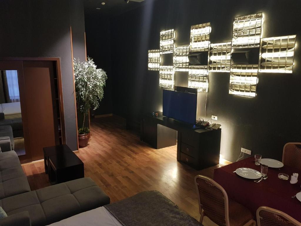 Cinema Plaza Hotel Baku Extérieur photo