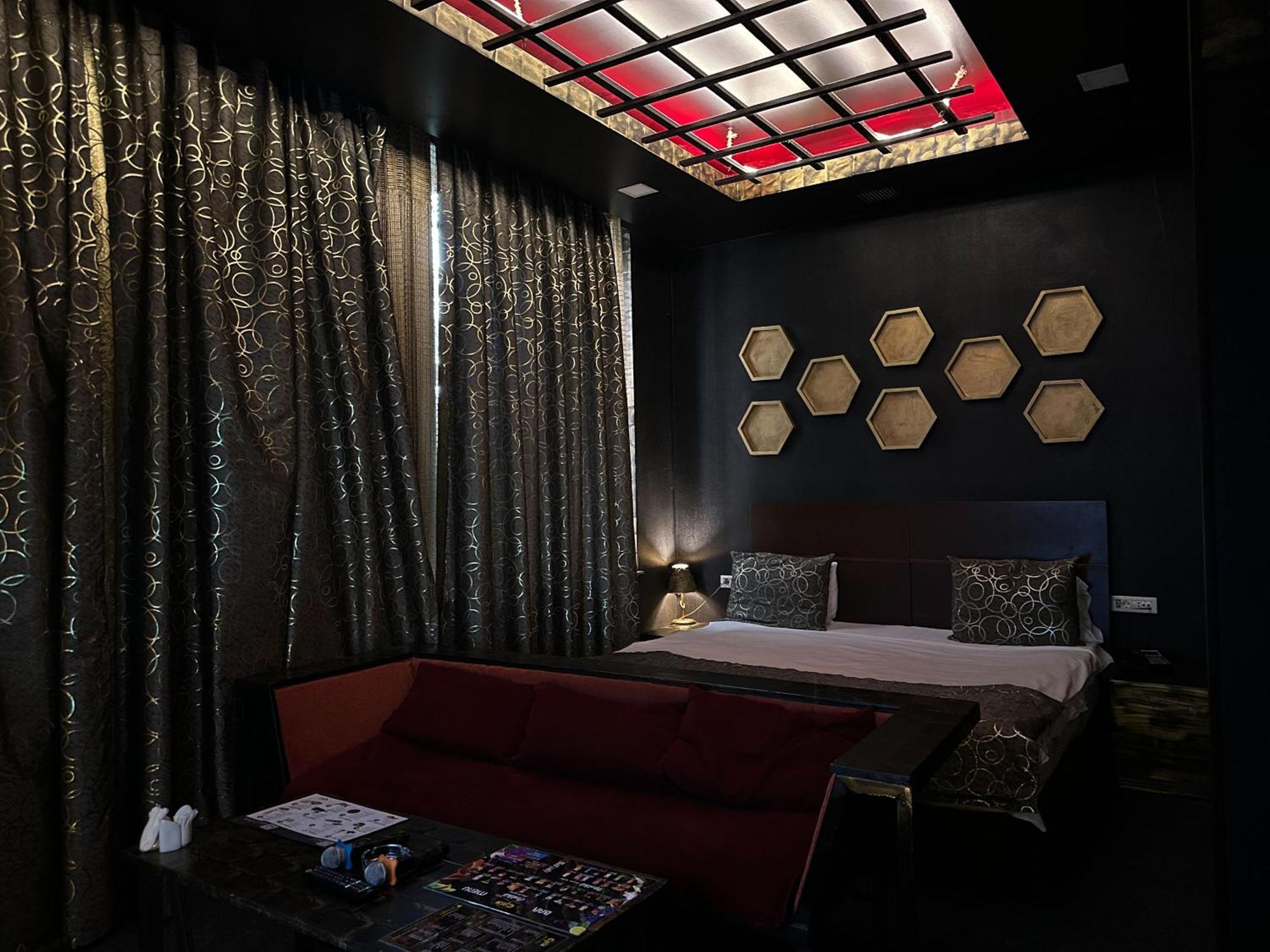 Cinema Plaza Hotel Baku Extérieur photo