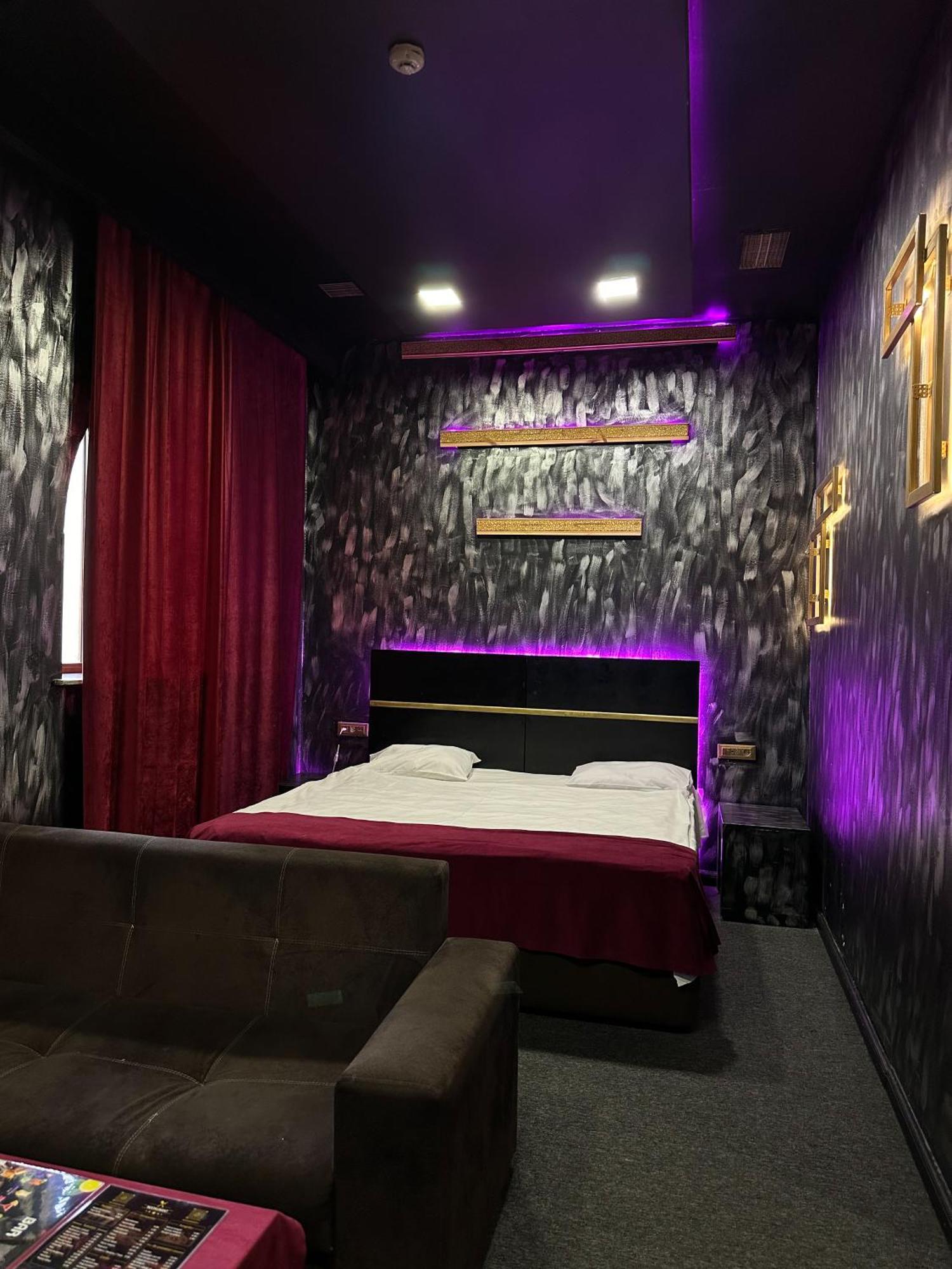 Cinema Plaza Hotel Baku Extérieur photo