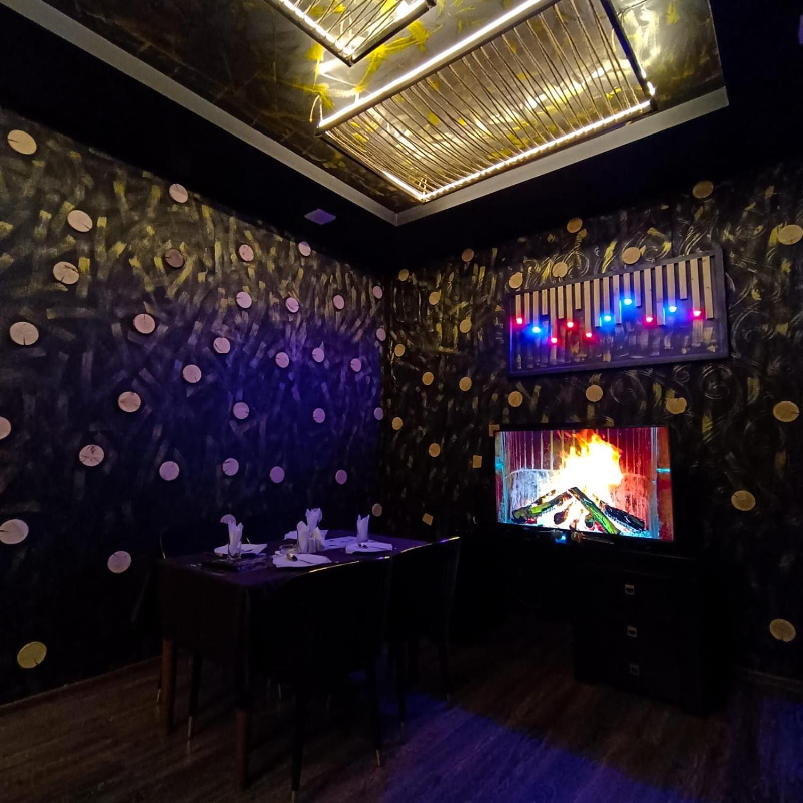 Cinema Plaza Hotel Baku Extérieur photo