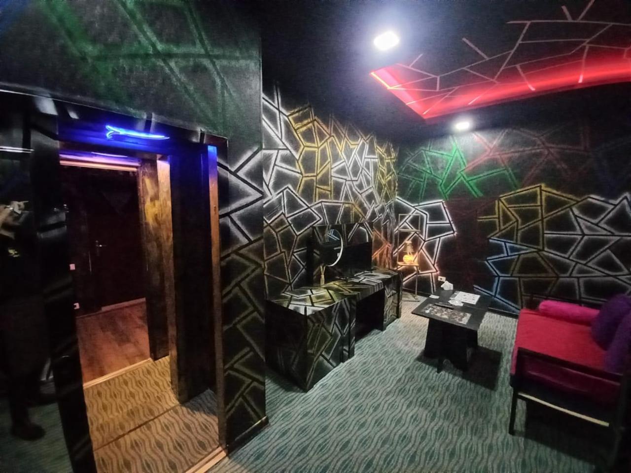 Cinema Plaza Hotel Baku Extérieur photo